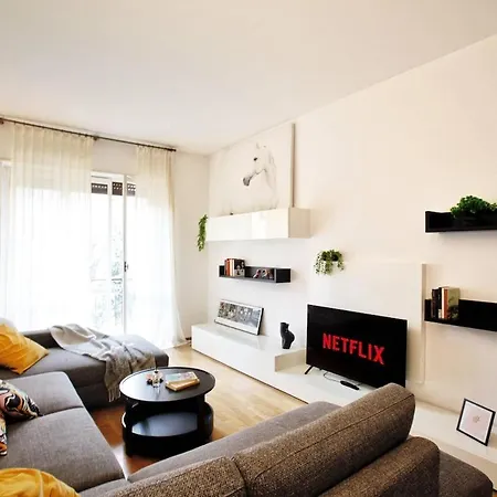 Airconditioned Large And Modern Milán