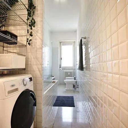 Airconditioned Large And Modern דירה
